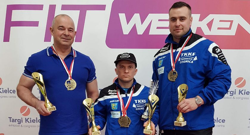 Medale siłaczy TKKF Śródmieście na mistrzostwach Polski w Kielcach