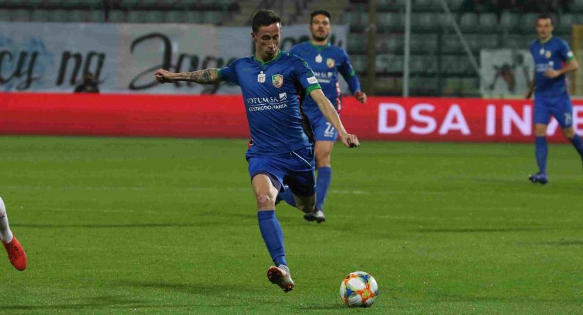 Kluby z Niemiec i Holandii pytają Miedź o Camarę. Będzie transferowy hit?