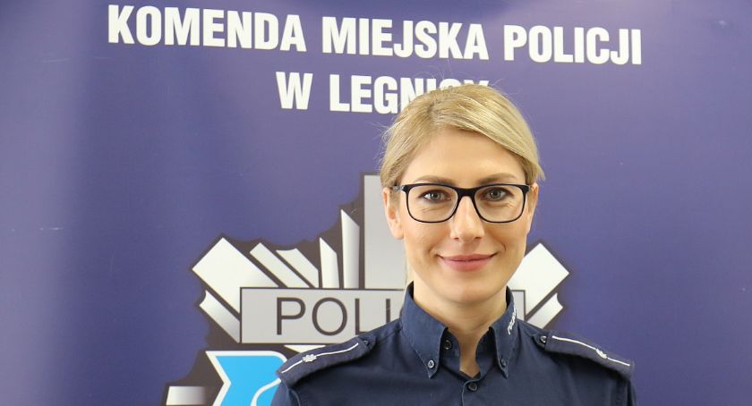 Porozmawiajcie z babcią i dziadkiem przy świątecznym stole o oszustach