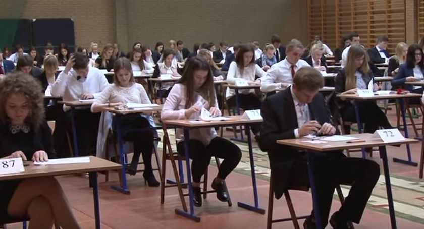Strajk nauczycieli: matury w Legnicy pod dużym znakiem zapytania
