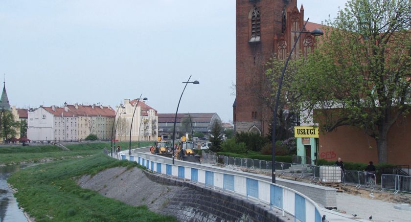  Promenada w maju, Centrum Integracji Społecznej w czerwcu 