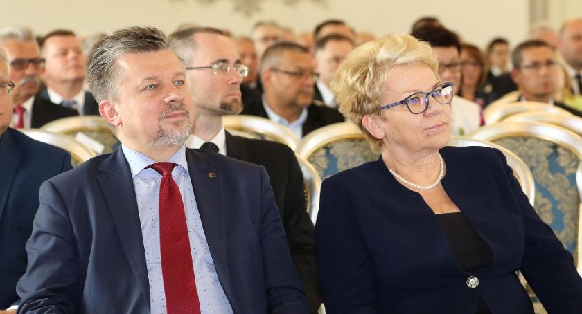 Wojenka w PiS-ie. Szetelnicki walczy o odzyskanie wpływów w partii