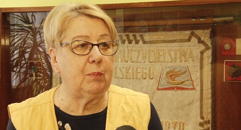 W poniedziałek nauczyciele wracają do pracy, uczniowie do nauki