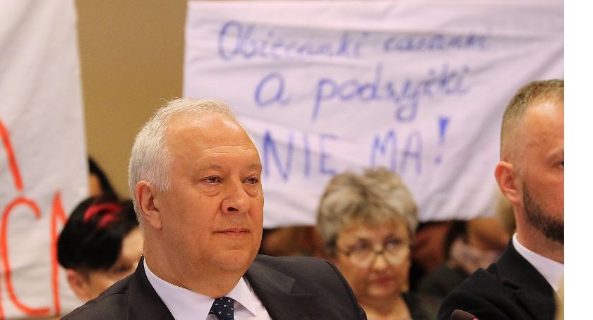 Kłótnia o budżet miasta z happy endem dla załogi MOPS-u