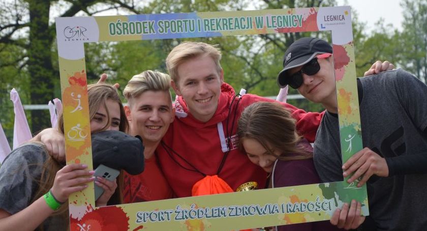 Majówka w Legnicy. Piknik Siatkarski w parku