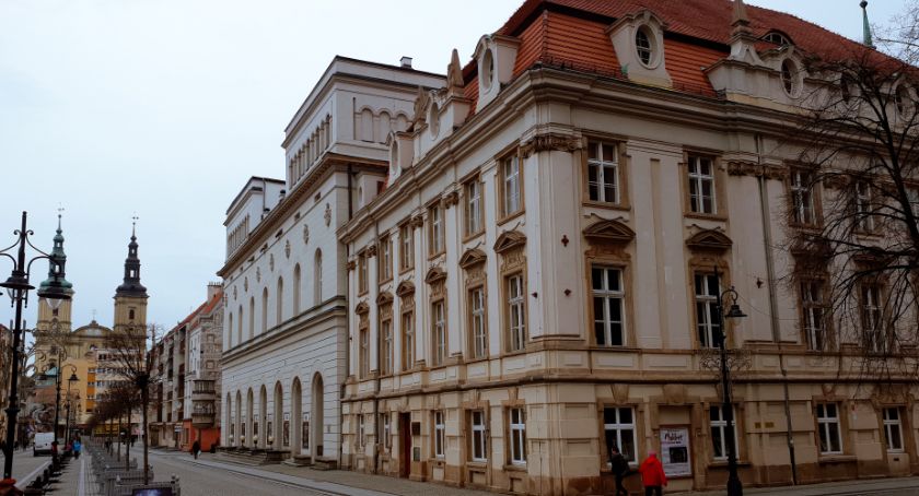 Teatr im. Heleny Modrzejewskiej dostał dodatkowe pieniądze od marszałka