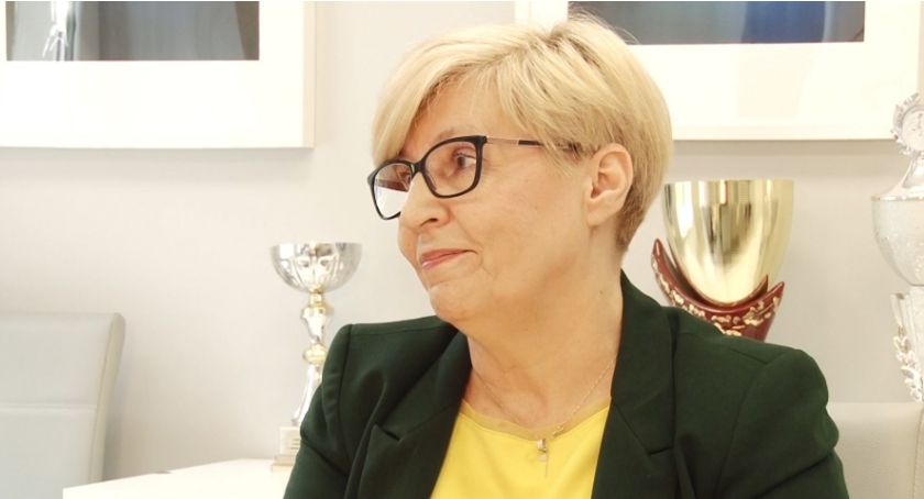 Niski Pressing #16. Prezes Maria Kajdan liczy na futbolowy okrągły stół