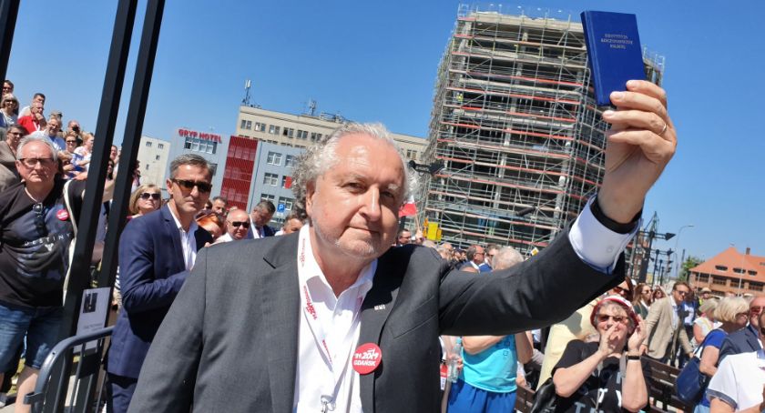 Prof. Rzepliński wykładowcą na Latającym Uniwersytecie w Legnicy
