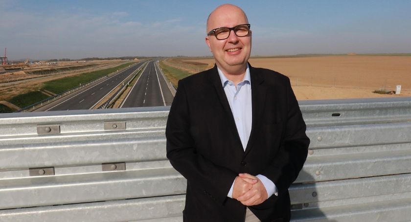 Poseł Robert Kropiwnicki pyta ministra o remont autostrady wstydu