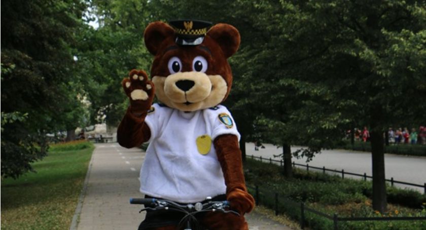 Niecodzienny patrol straży miejskiej w legnickim parku