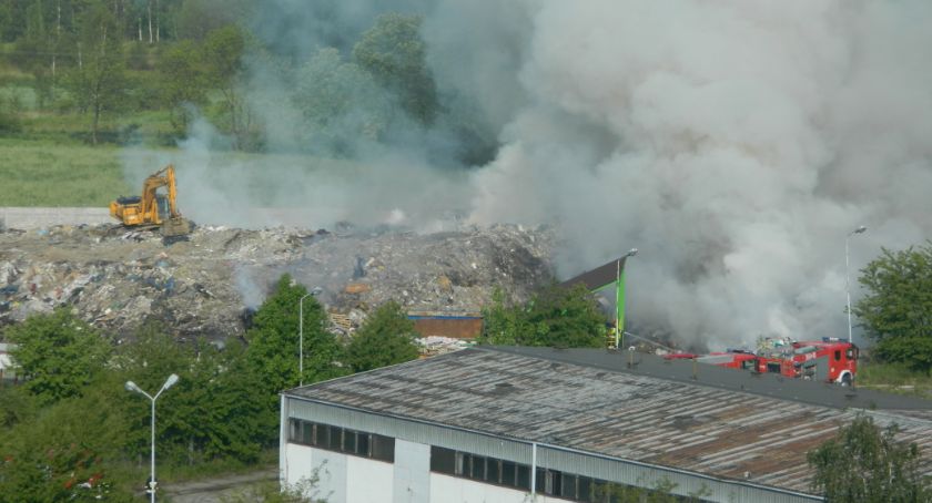 Prowadzili i popalali składowisko niezgodnie z przepisami. Pójdą za kratki? 
