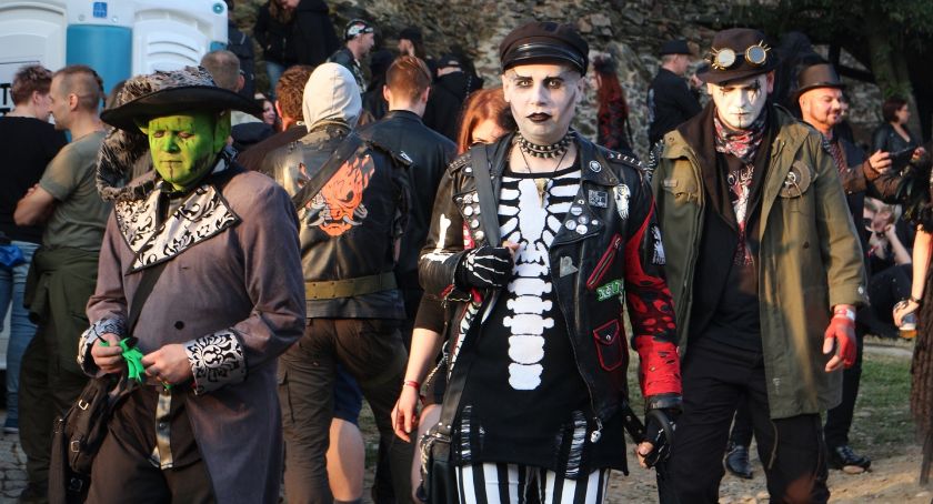 Castle Party Festival – 4 dniowa mroczna rewia mody i moc muzyki [FOTO]