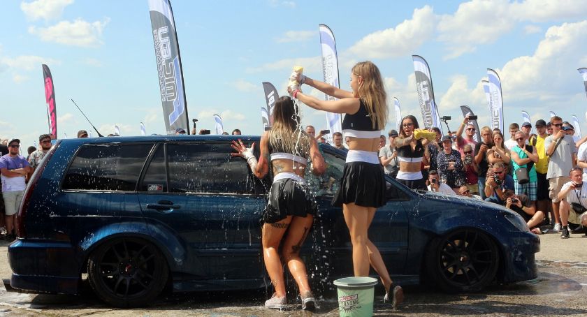 JAPFEST - tłumy miłośników motoryzacji, wystawy, samuraje i JAPFEST Girls