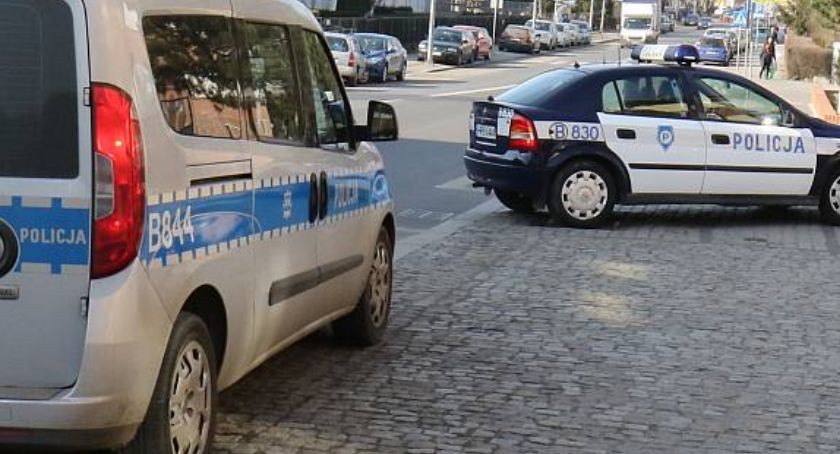 Uratowali życie uczestnikowi poważnego wypadku na A4