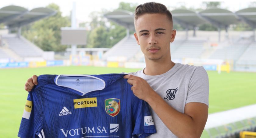 Miedź Legnica pozyskała Hiszpana z przeszłością w Anglii