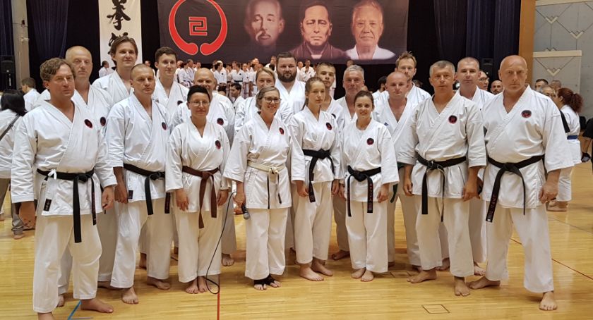 Karatecy ze Shodan Legnica wrócili z warsztatów na Okinawie 