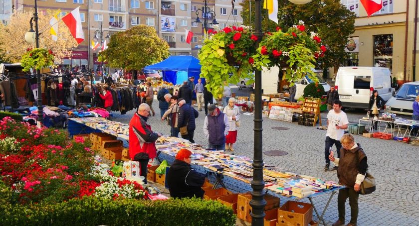 Wrześniowy jarmark staroci już w najbliższą niedzielę w legnickim rynku