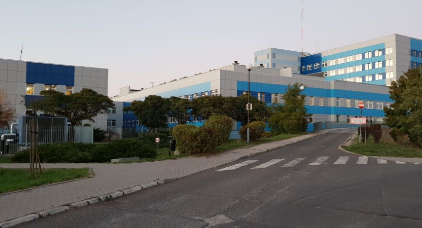 W legnickim szpitalu z powodu świerzbu zamknięto oddział chorób wewnętrznych  