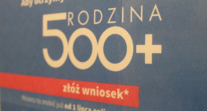 Chcesz wyrównanie z programu 500+? Złóż wniosek do końca września