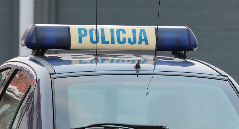 Kierowca Seata miał 3 promile! Policja zatrzymała go na ul. Św. Wojciecha