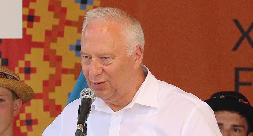 Kto w Legnicy ma się zająć bezdomnym psem? Prezydent odpowiada radnej