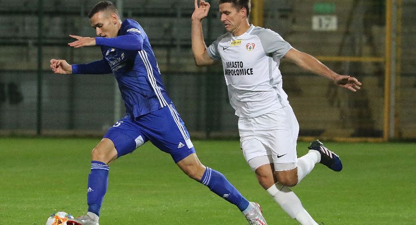 Miedź kontra Radomiak. Z nieoczywistym liderem o nietypowej porze