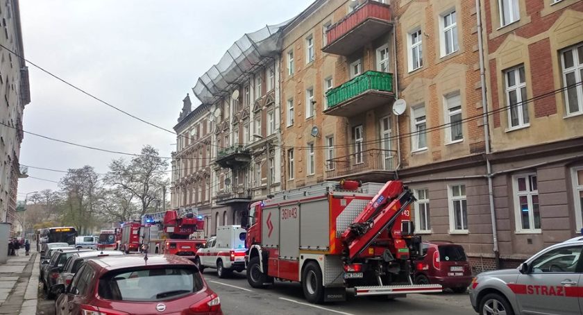Tragedia przy Lotniczej. Dwie osoby nie żyją, kamienica ewakuowana