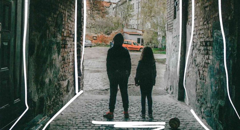 „Teatr, którego sceną jest miasto”, czyli sztuka zrodzona na dzielnicach Legnicy
