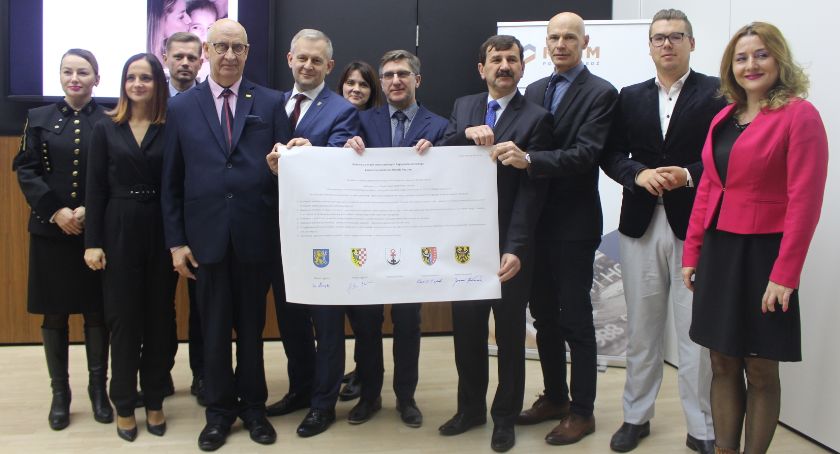 Legnica wspólnie z KGHM-em będzie promować rodzicielstwo zastępcze