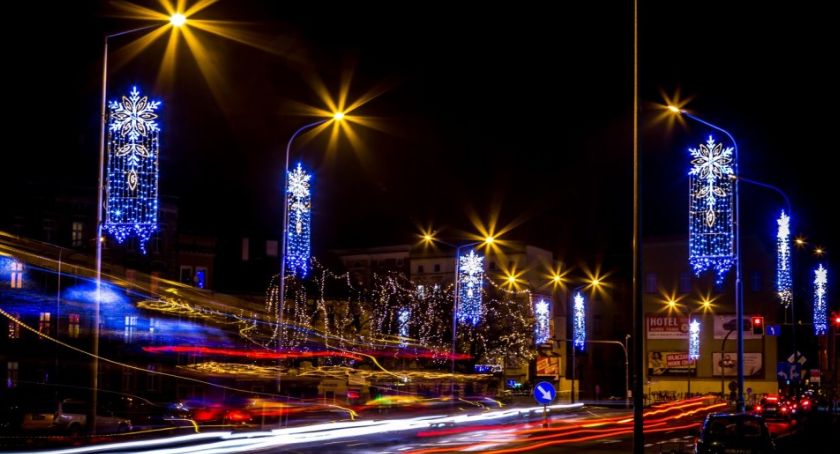 Na mikołajki miasto zabłyśnie świątecznymi iluminacjami