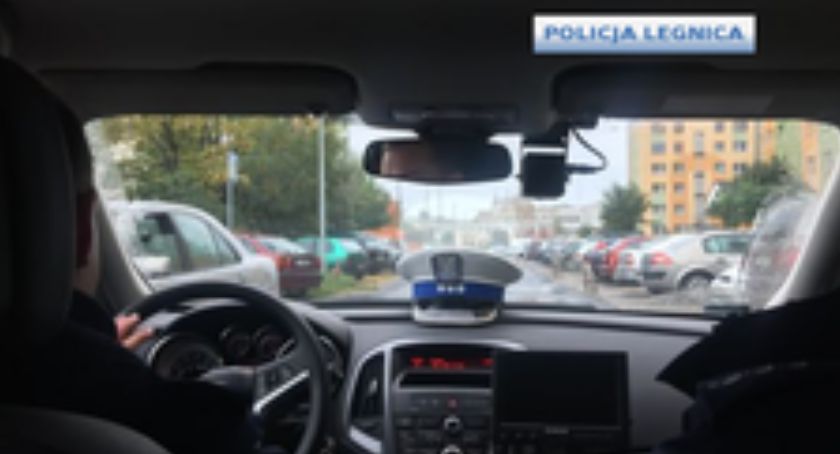 Nocny pościg za naćpanym recydywistą bez prawa jazdy