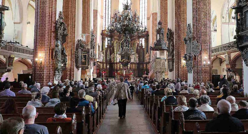 Wierni nie chodzą na msze. Diecezja legnicka jedną z najgorszych w Polsce