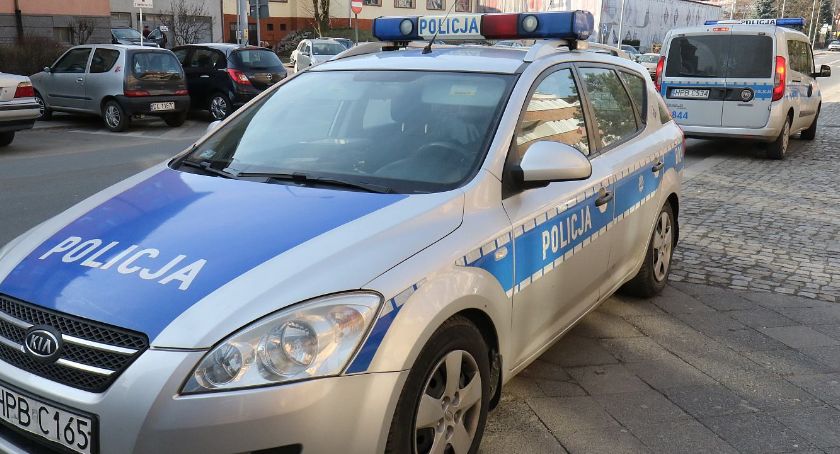 Przekręcone liczniki i narkotyki. Policja podsumowuje weekendowe kontrole drogowe