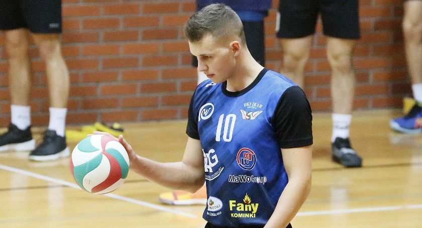 Pięć setów na Piekarach. Czwarte ligowe zwycięstwo siatkarzy Ikara!