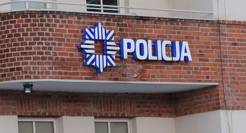 Policjanci z Legnicy znaleźli pieniądze. Na komendzie czeka pokaźna suma