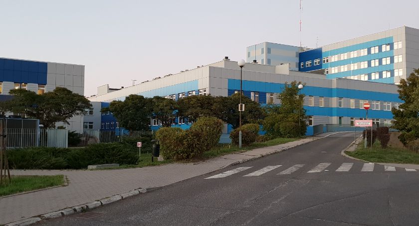 Szpital w Legnicy odwołuje planowane przyjęcia w związku z koronawirusem