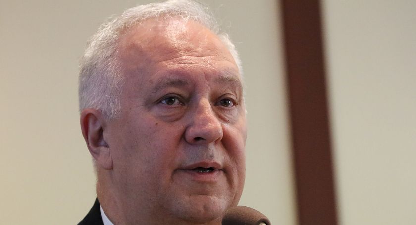 Prezydent Tadeusz Krzakowski zakończył kwarantannę i wrócił do urzędu miasta