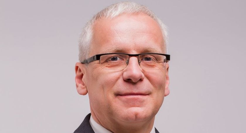 Brak masek i fartuchów? Wojewoda dolnośląski nie widzi takiego problemu