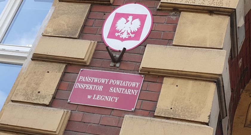 Liczba osób zagrożonych koronawirusem wzrosła blisko dwukrotnie!