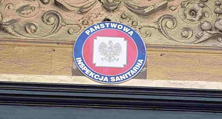 Sanepid: są pierwsze wyniki testów ratowników medycznych z SOR-u