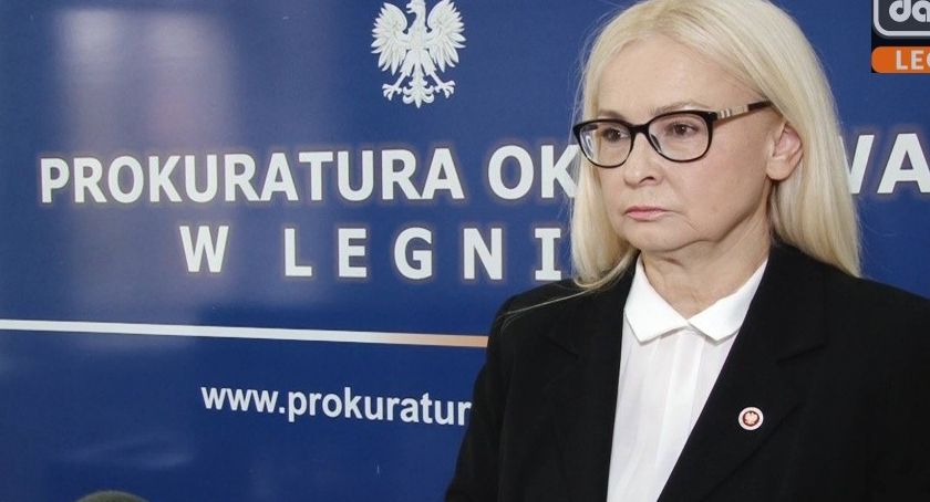 Prokuratura oskarżyła wnuka o zabójstwo babci. Grozi mu dożywocie [ZDJĘCIA]