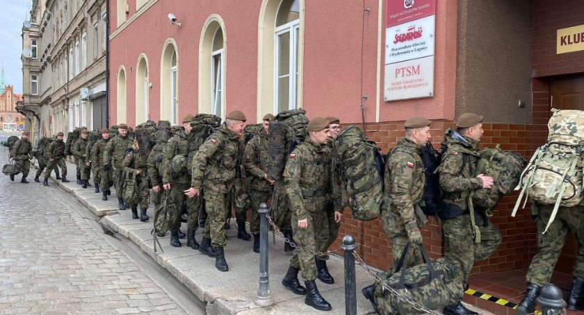 Wojska Obronny Terytorialnej w Legnicy. Żołnierze będą pomagać policji