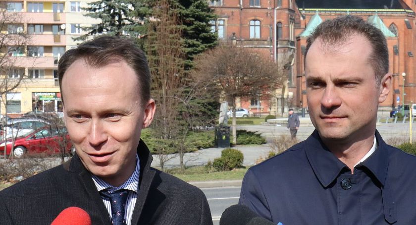 Radni napisali projekt uchwały. Chcą ulżyć legnickim przedsiębiorcom