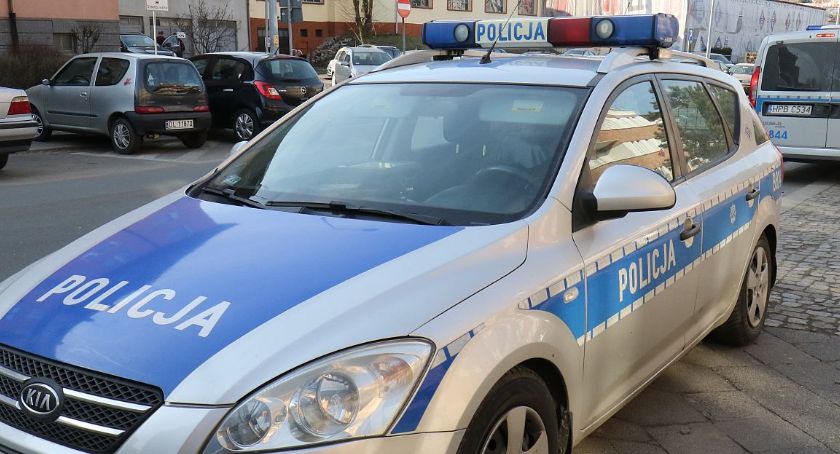 Pójdzie do więzienia, bo napadł na stację paliw. Ukradł whisky i popitkę