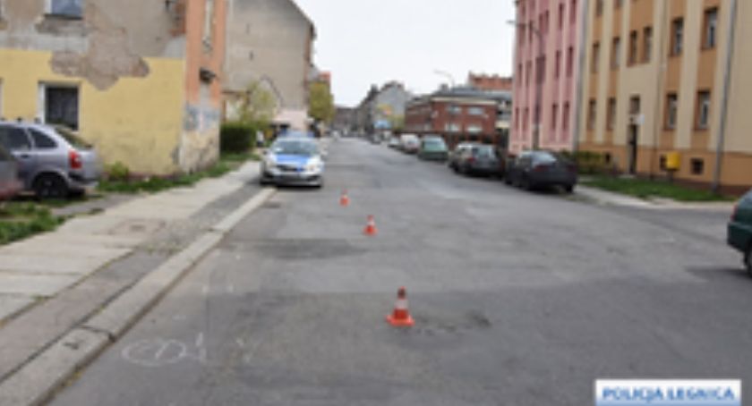 20-letni kierowca potrącił pieszego i uciekł. Bo był „przestraszony”