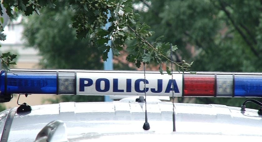 Okradał mieszkania i samochody. Został zatrzymany przez policję