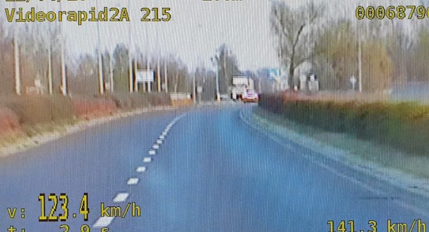Chciał przetestować nowe sportowe audi. W efekcie stracił prawo jazdy 