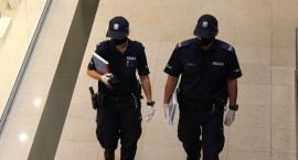 Kolejne zakażenia COVID-19. Koronawirus zaatakował legnicką policję!
