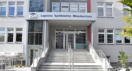 Spółdzielcy na wojence. Co z walnym w Legnickiej Spółdzielni Mieszkaniowej?
