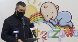 Marszałek Witek w Tęczowej Krainie. Legnickie Pole ma nowy żłobek [FOTO]